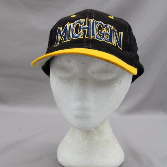 Michigan Wolvernies Hat (VTG) - All Over Graphic by TOW - Fitted 7 1/4 - Picture 3 of 10